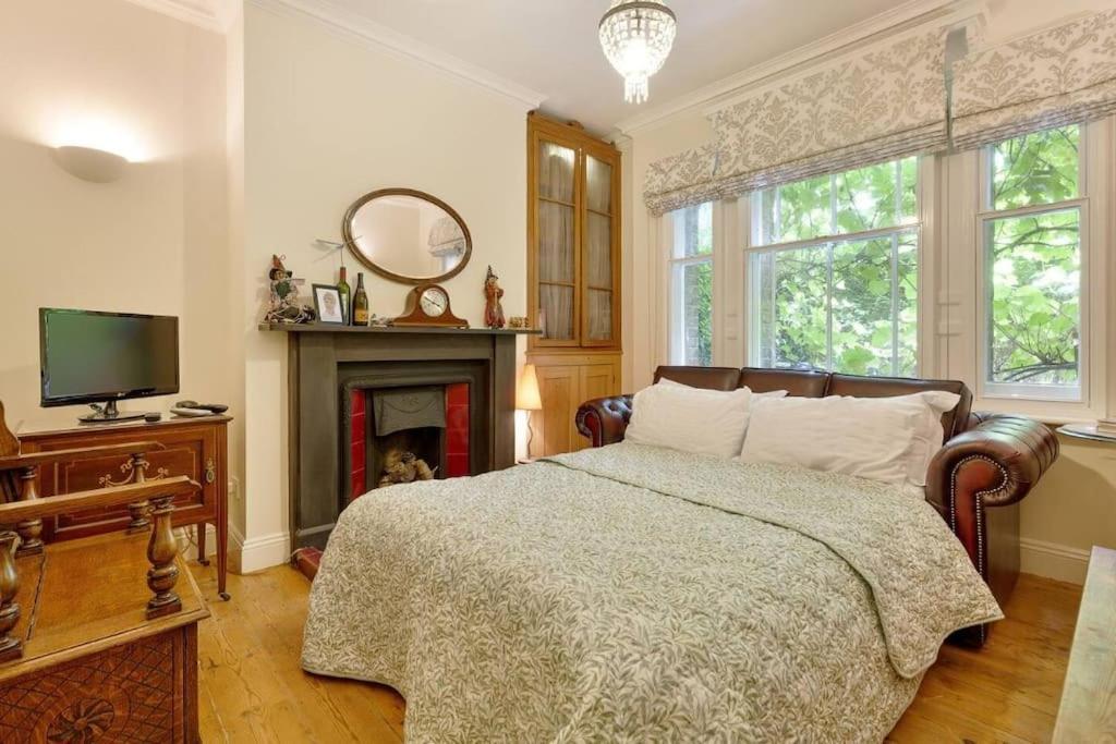 Windsor/Legoland/Ascot Charming 3Br Home In Centre Екстер'єр фото