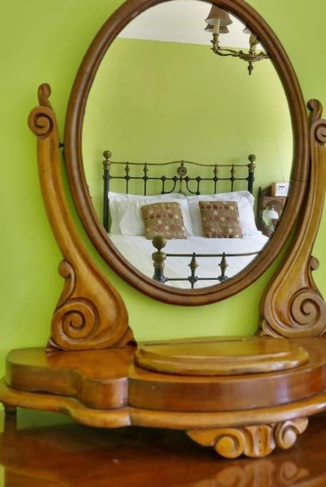 Windsor/Legoland/Ascot Charming 3Br Home In Centre Екстер'єр фото